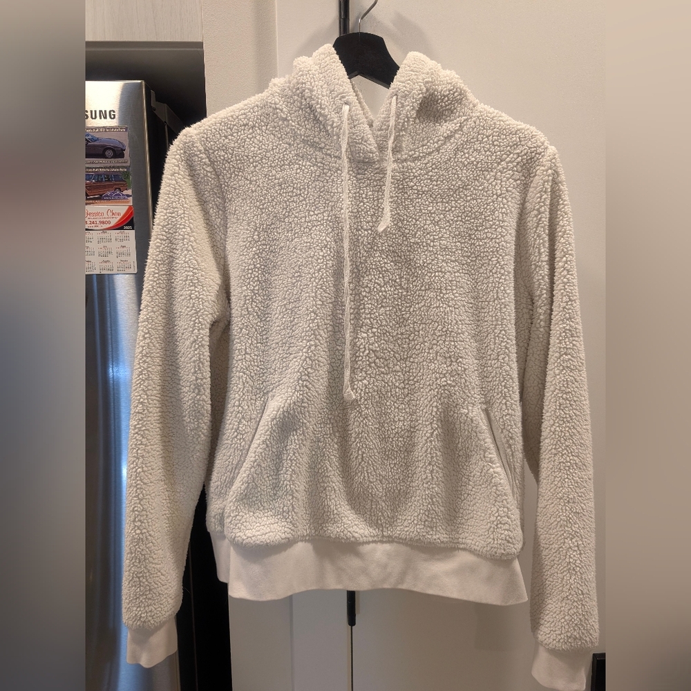 BR fluffy hoodie